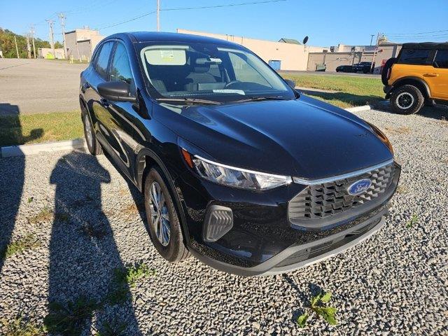 2023 Ford Escape - $22,398