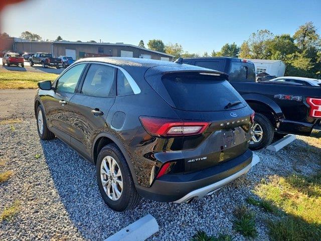 2023 Ford Escape - $22,398