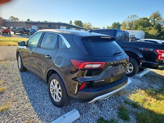 2023 Ford Escape - $22,398