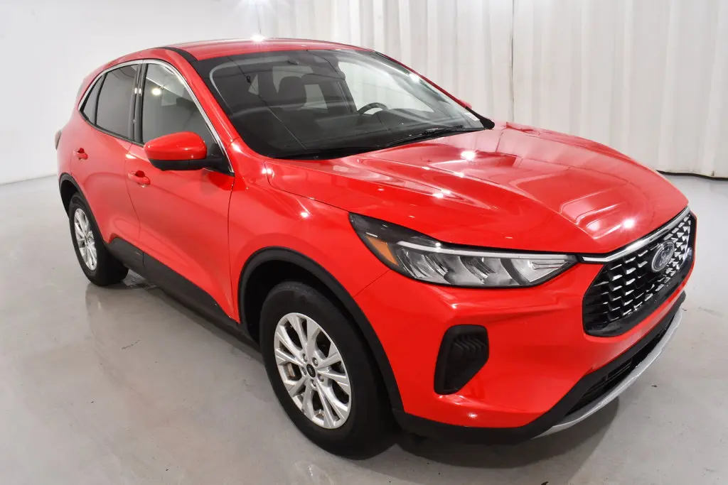 2024 Ford Escape - $21,955