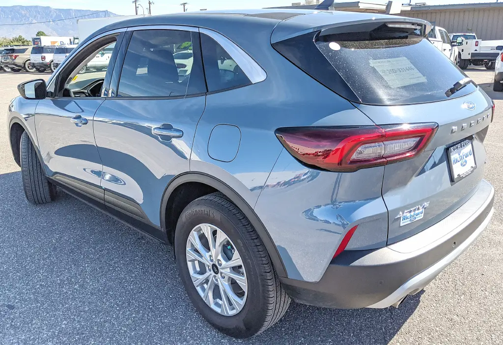 2024 Ford Escape - $27,932