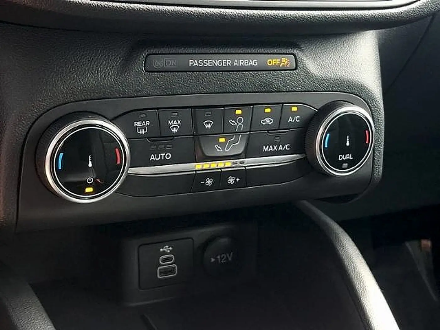 2025 Ford Escape - $21,900