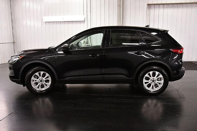 2025 Ford Escape - $21,918