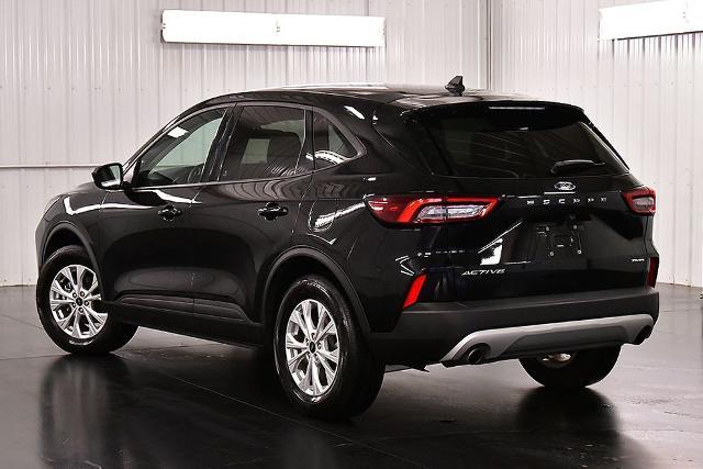 2025 Ford Escape - $21,918
