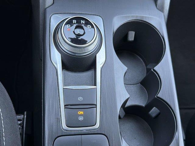 2025 Ford Escape - $18,305