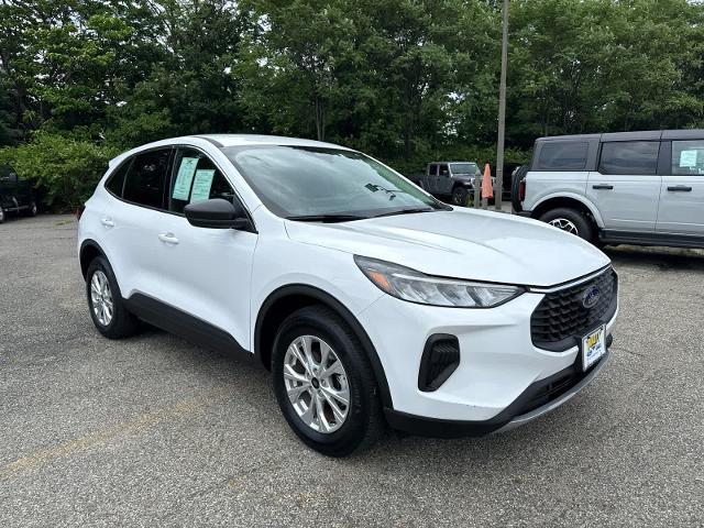 2023 Ford Escape - $23,499