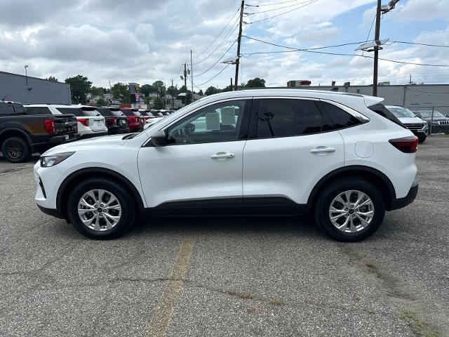 2023 Ford Escape - $23,499