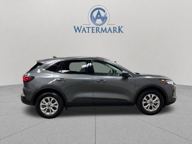 2023 Ford Escape - $24,583