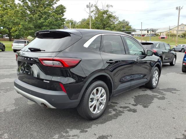 2023 Ford Escape - $27,842