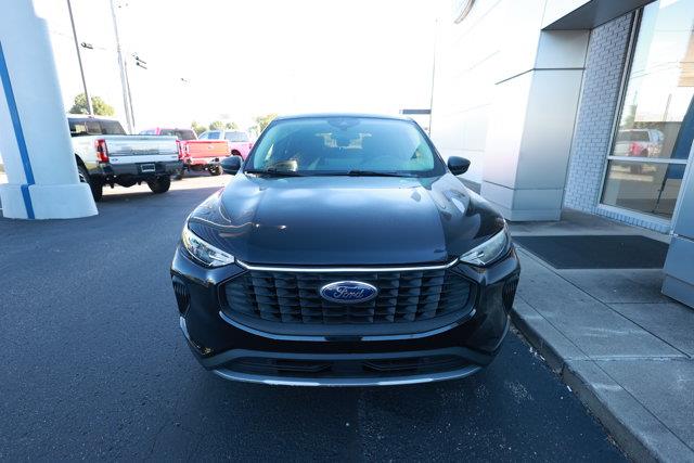 2023 Ford Escape Active — photo 1 of 12