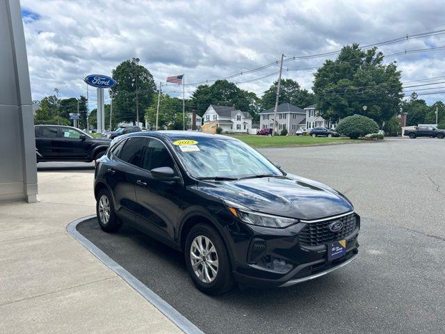 2023 Ford Escape - $24,150