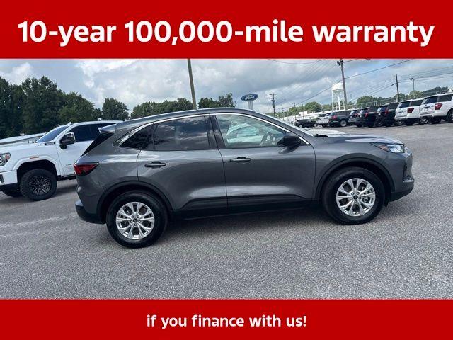 2023 Ford Escape - $22,269