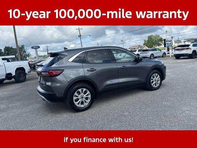 2023 Ford Escape - $22,269