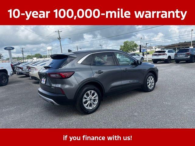 2023 Ford Escape - $22,269