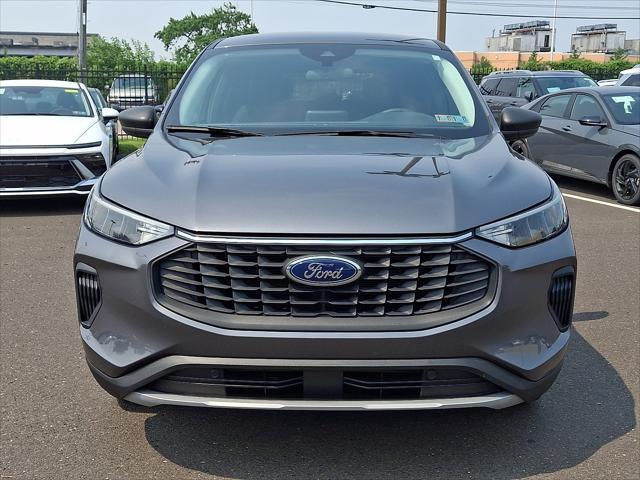 2023 Ford Escape - $17,998