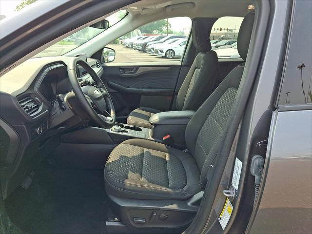 2023 Ford Escape - $17,998