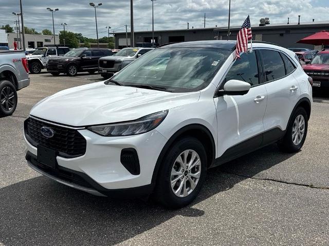 2024 Ford Escape - $26,009