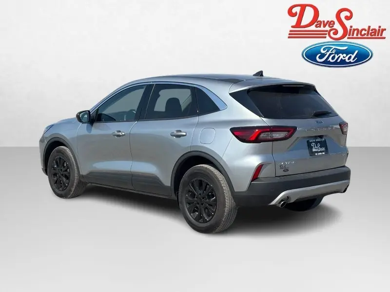 2024 Ford Escape - $24,750