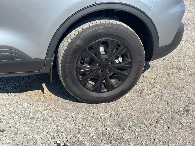 2024 Ford Escape - $24,750