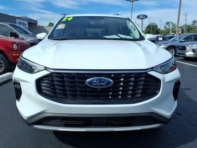 2024 Ford Escape - $23,800