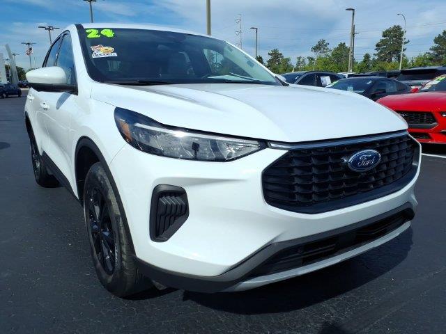 2024 Ford Escape - $23,800