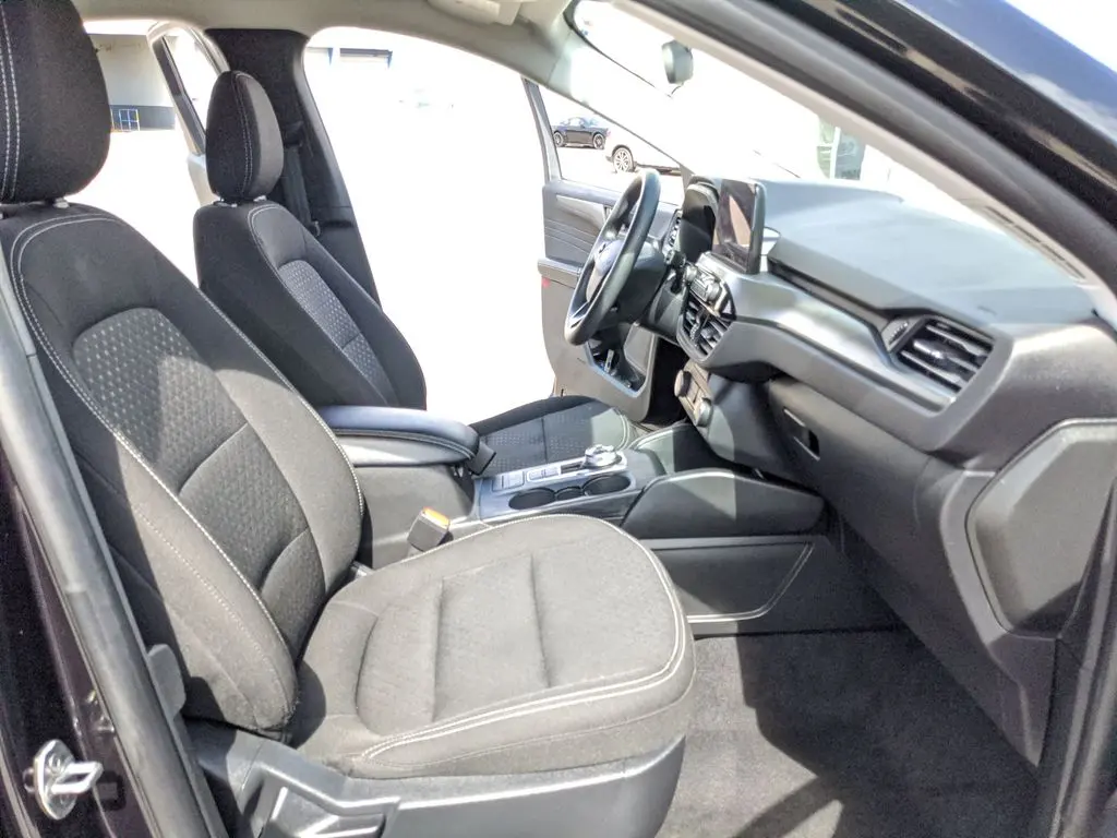 2025 Ford Escape - $23,432