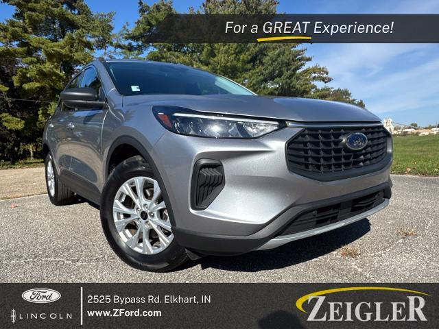 2023 Ford Escape - $19,500