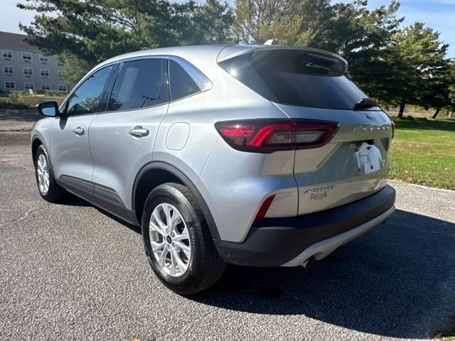 2023 Ford Escape - $19,500