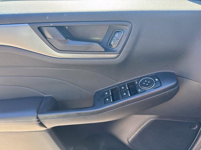 2023 Ford Escape - $19,500