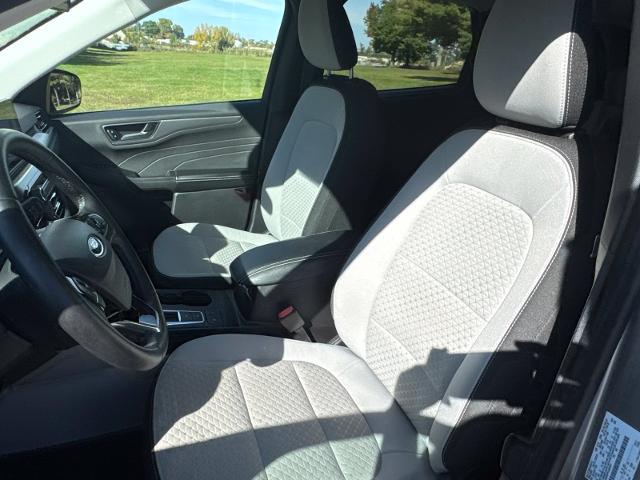 2023 Ford Escape - $19,500