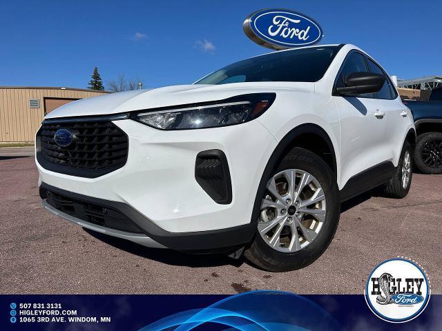 2023 Ford Escape - $24,900