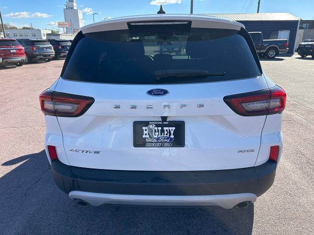 2023 Ford Escape - $24,900