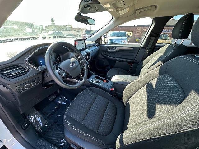 2023 Ford Escape - $24,900