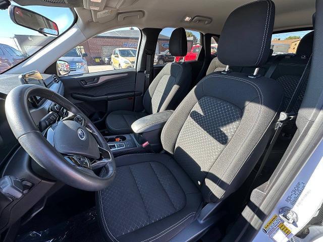2023 Ford Escape - $24,900