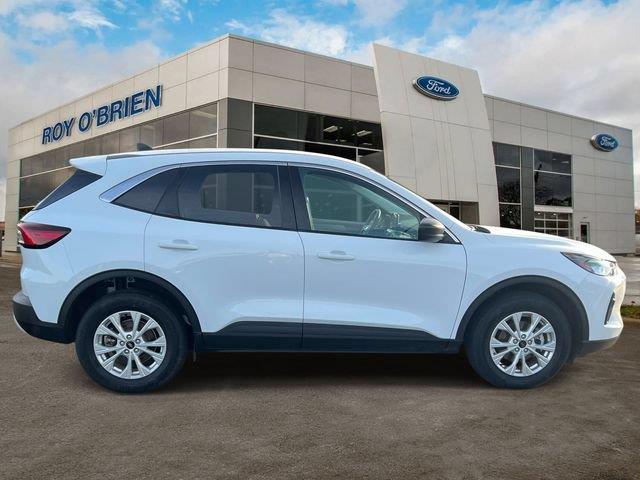 2023 Ford Escape - $22,500