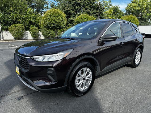 2023 Ford Escape - $23,900
