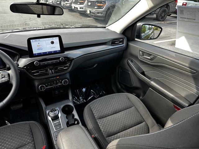 2023 Ford Escape - $23,900