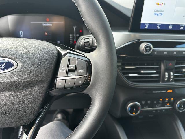 2023 Ford Escape - $23,900