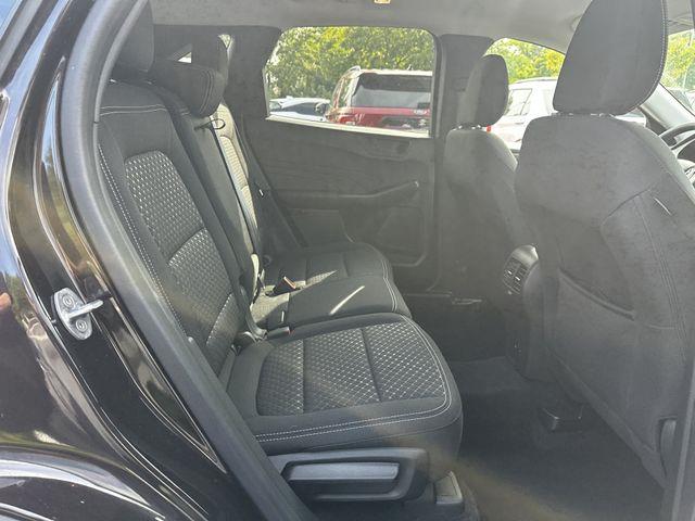 2023 Ford Escape - $23,900