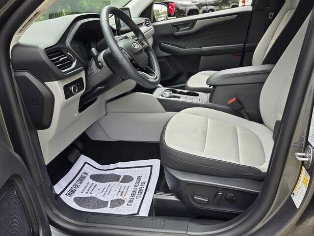2024 Ford Escape - $24,338
