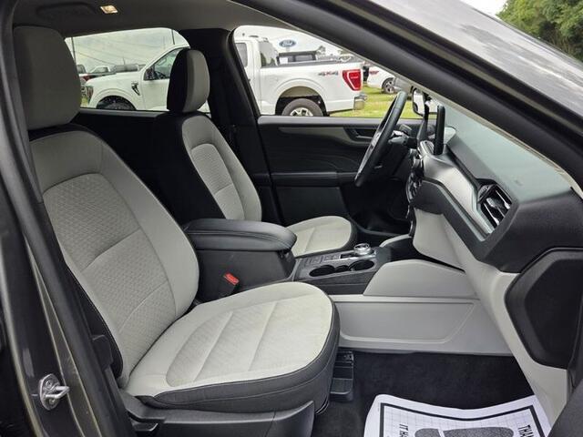 2024 Ford Escape - $24,338