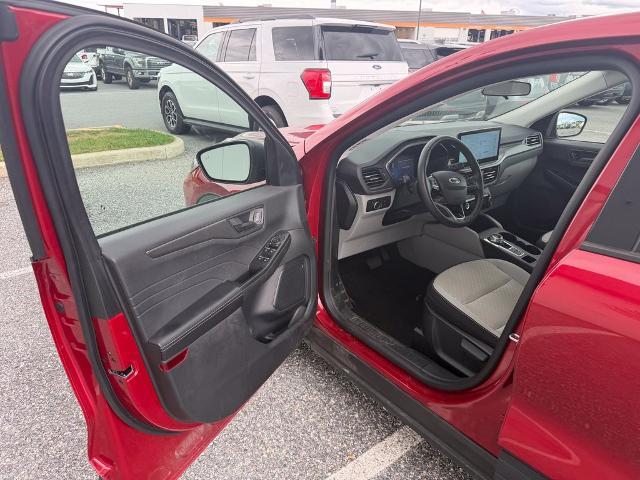 2025 Ford Escape - $22,590