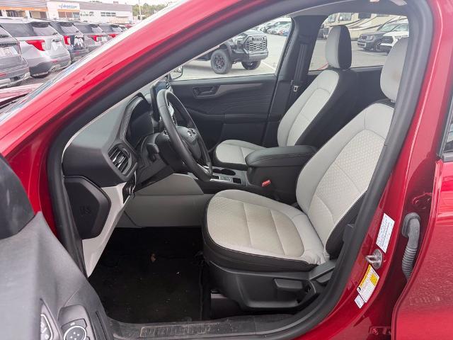 2025 Ford Escape - $22,590