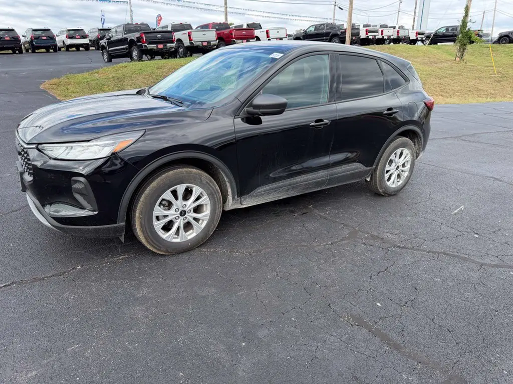 2025 Ford Escape - $22,988