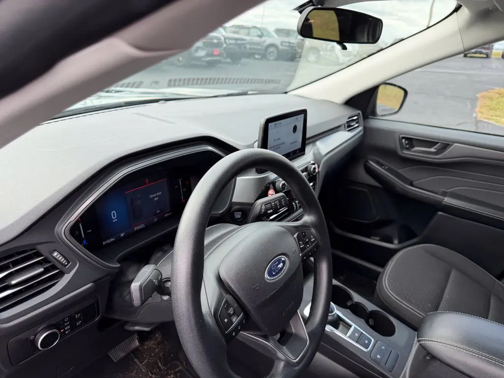 2025 Ford Escape - $22,988