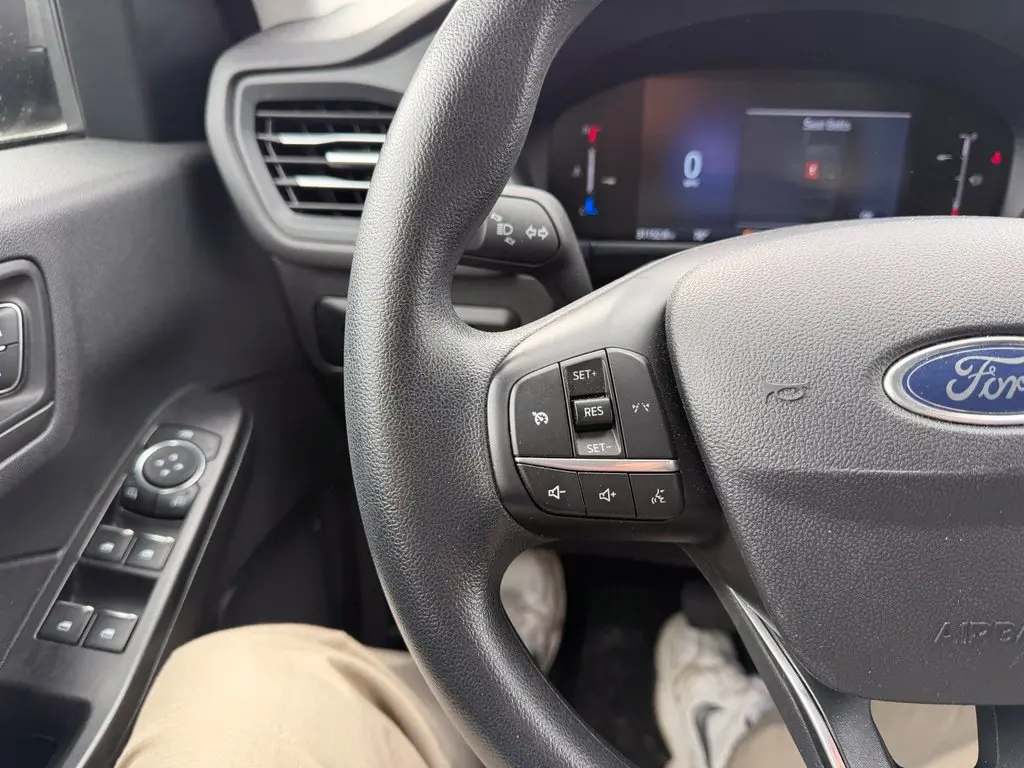 2025 Ford Escape - $22,988