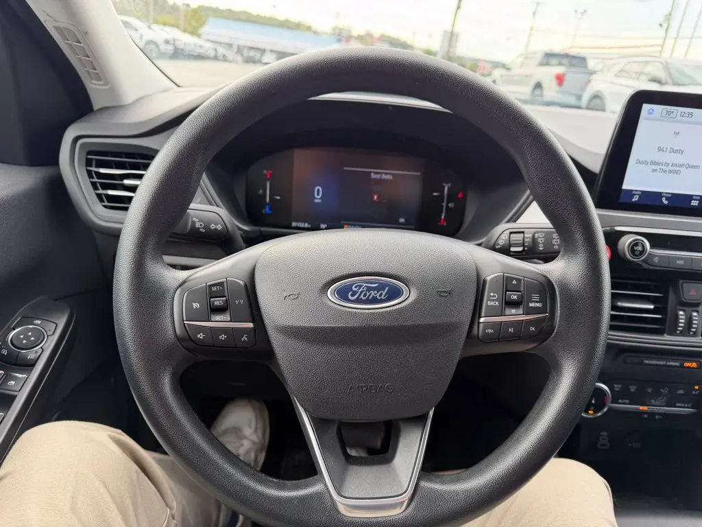 2025 Ford Escape - $22,988