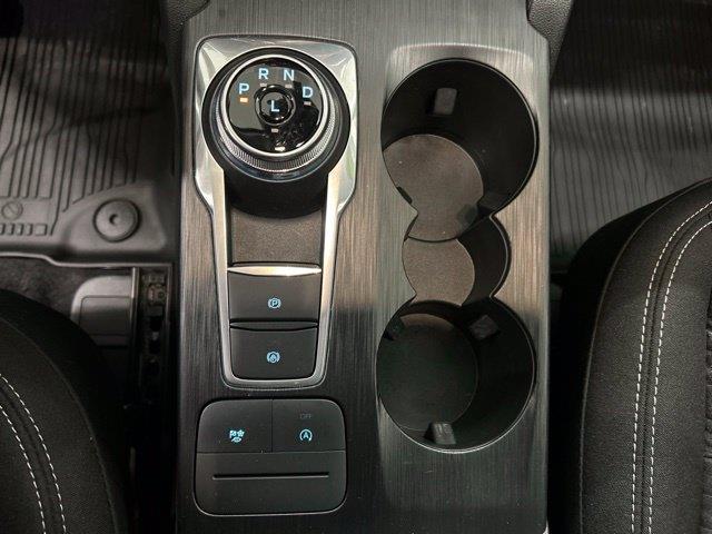 2025 Ford Escape - $25,900