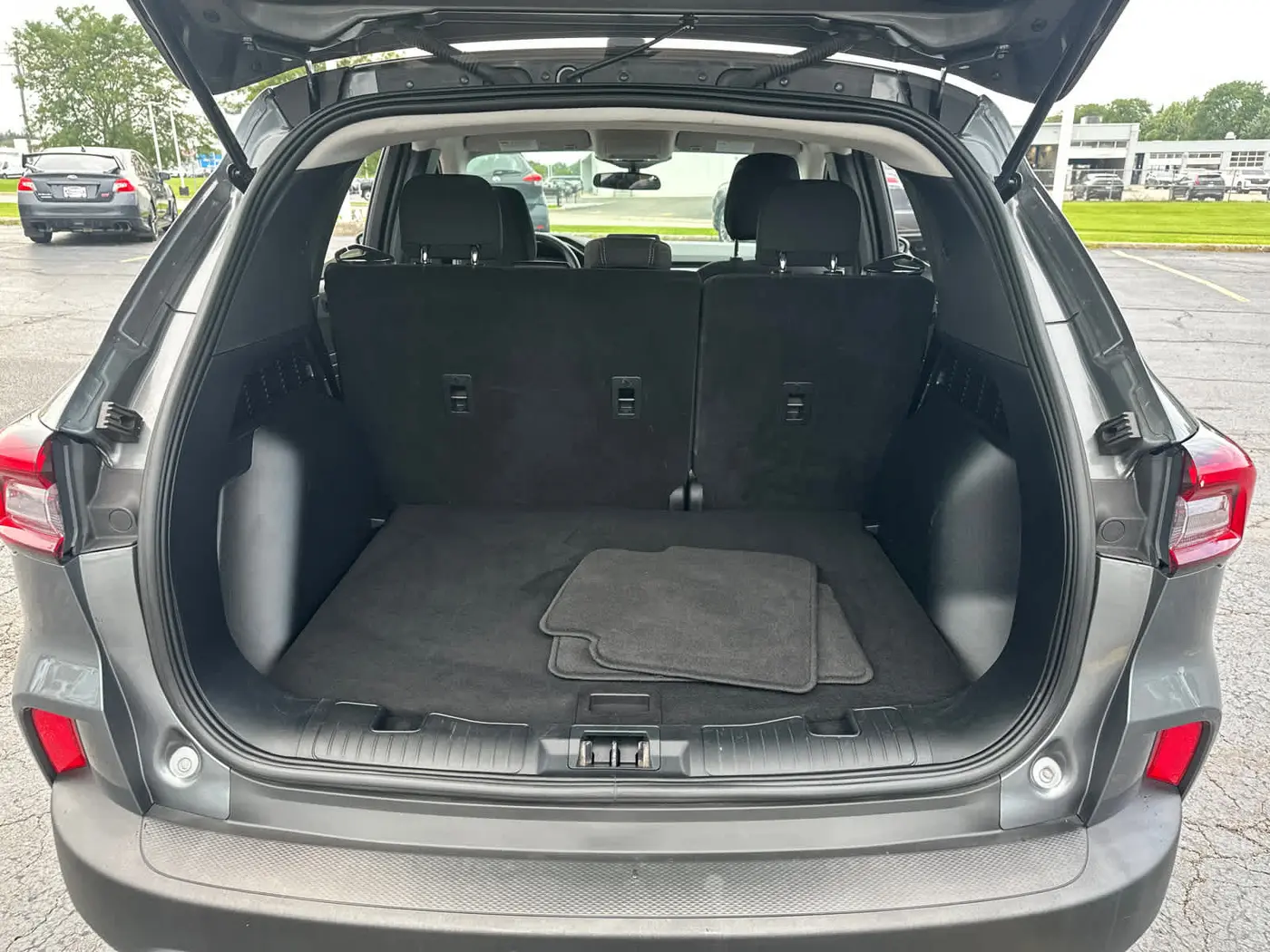 2025 Ford Escape - $19,997