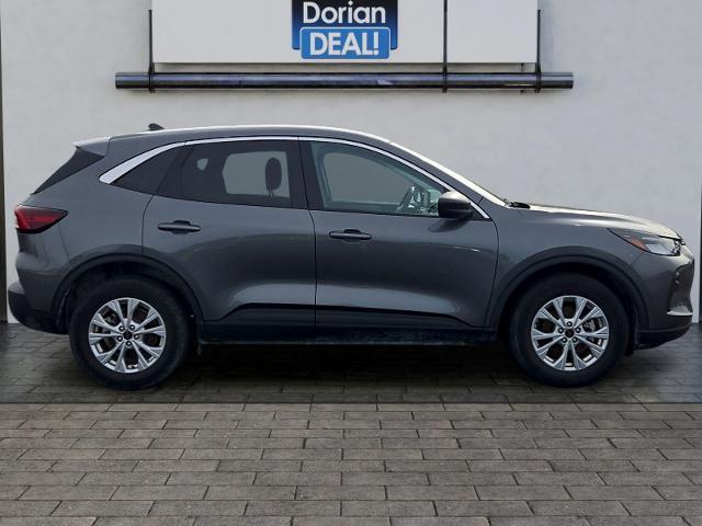 2023 Ford Escape Active — photo 1 of 12
